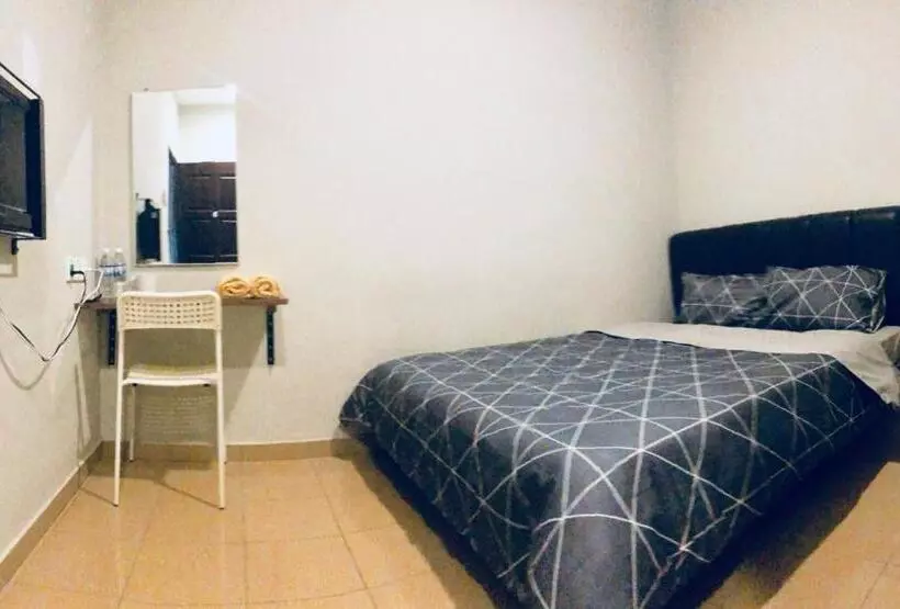 モーテル Lunas Homestay By Yolodge