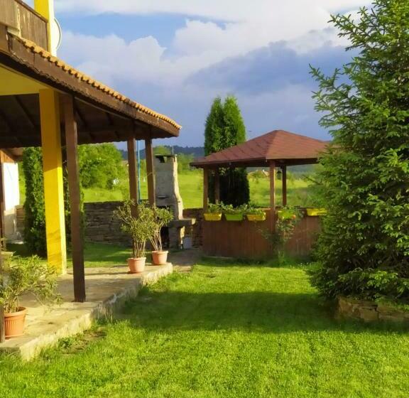 ペンション Bachvarovi Villas