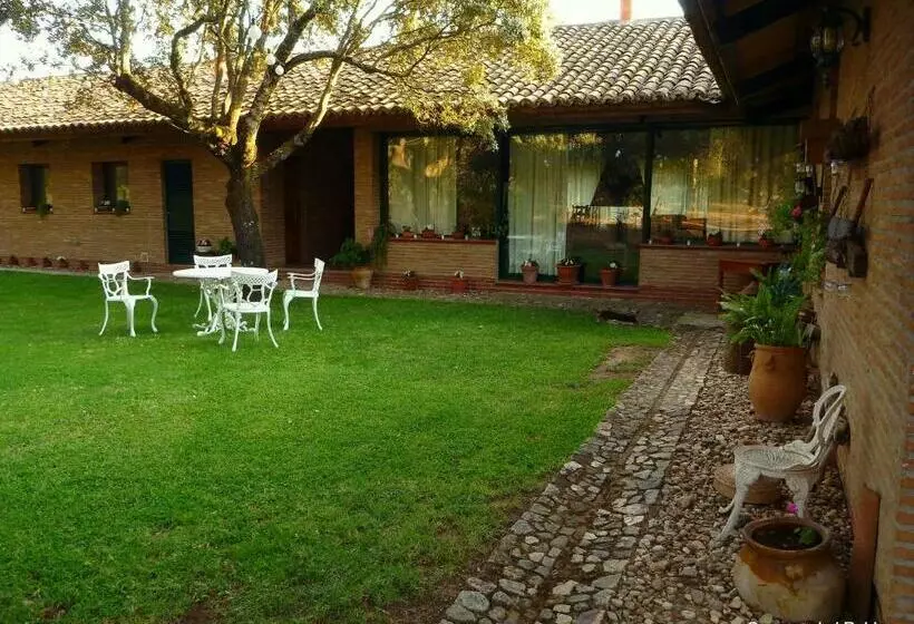 Majatalo Casa Rural El Roblon