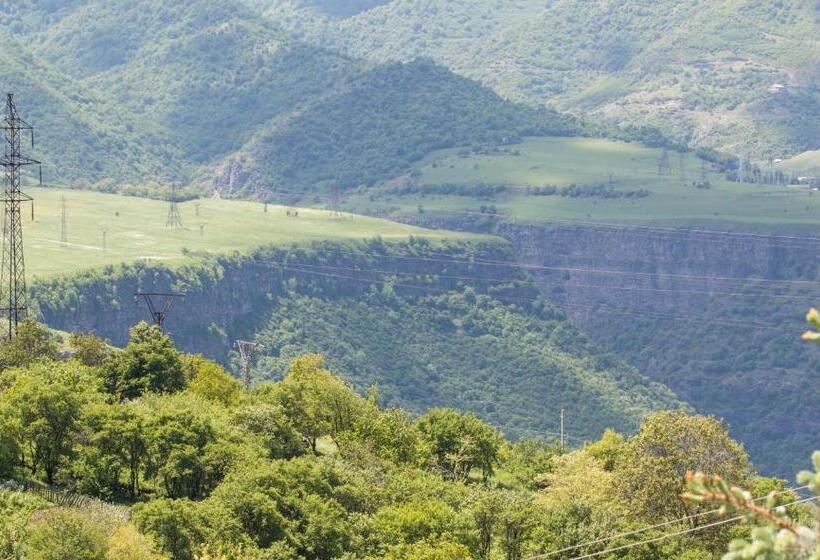 پانسیون Guest House Mary