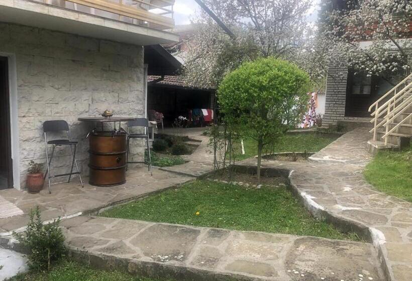 Пансион Luylyana Guesthouse