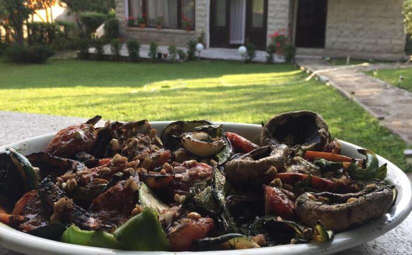 Пансион Luylyana Guesthouse