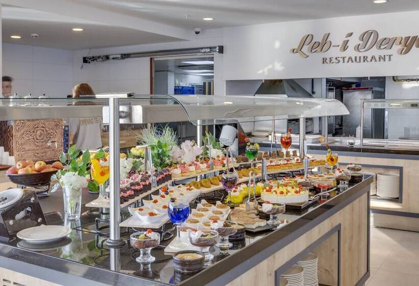 Signature Blue Resort Kuşadası