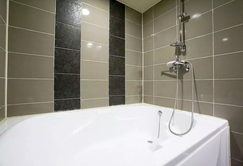 مُتل Goyang Chess