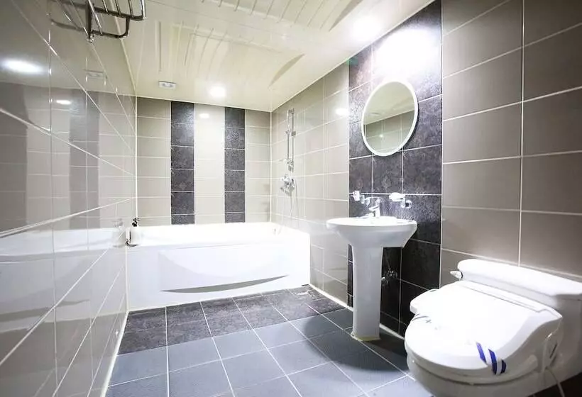 مُتل Goyang Chess