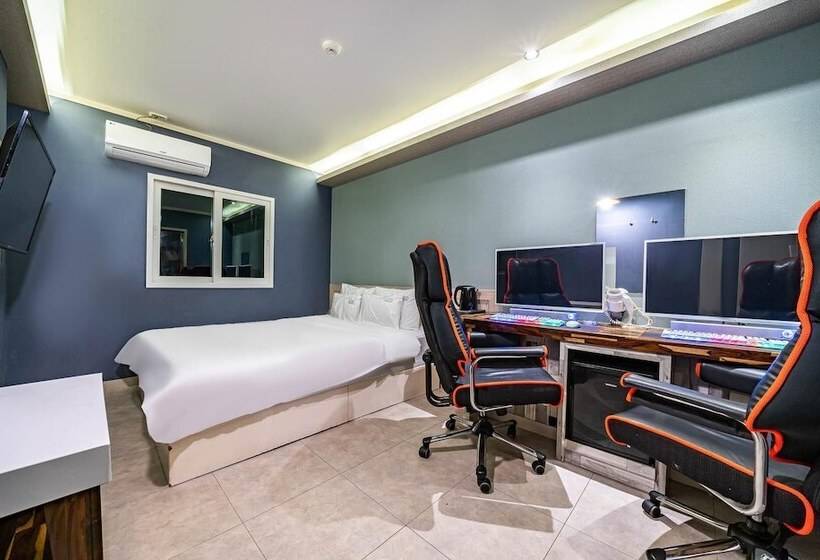 مُتل Smith Suyeong