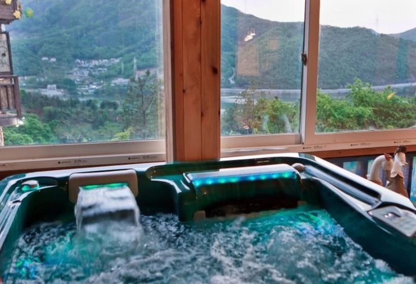 Yangpyeong Avatar Pension