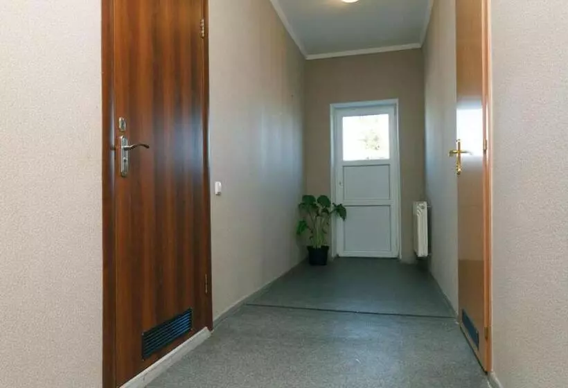 ユースホステル мини гостиница три коня