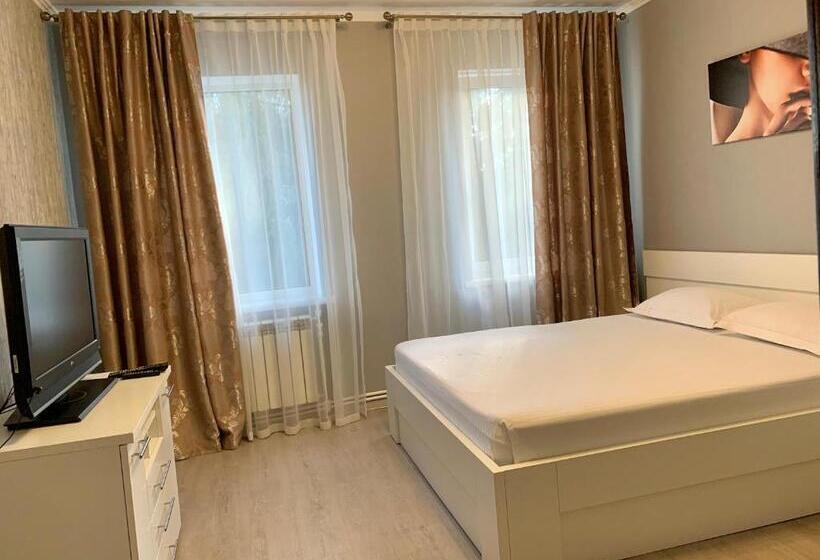 旅馆 мини гостиница три коня