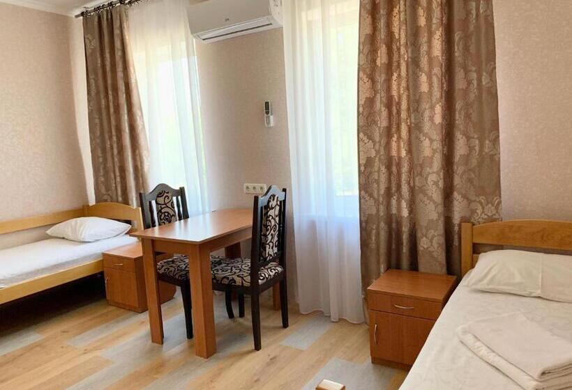 旅馆 мини гостиница три коня