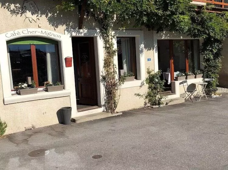 تختخواب و صبحانه Restaurant Et Chambres D Hôtes Le Chermignon