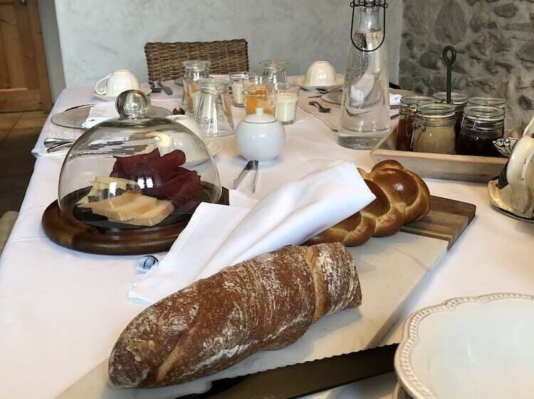 مبيت وإفطار Restaurant Et Chambres D Hôtes Le Chermignon