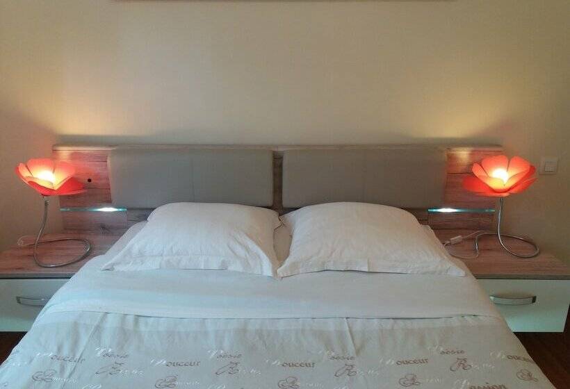 مبيت وإفطار Chambres De Frede