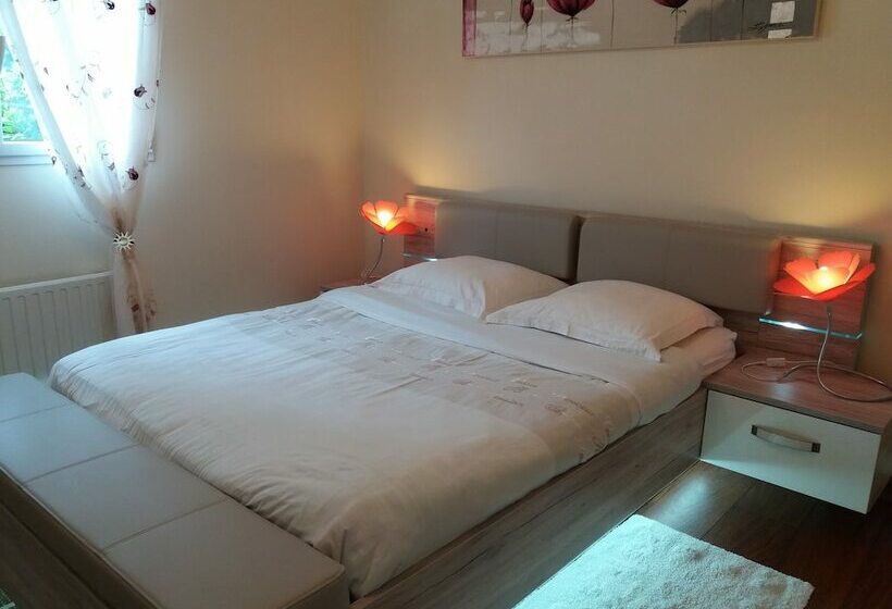 مبيت وإفطار Chambres De Frede