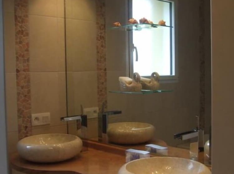 مبيت وإفطار Chambres De Frede