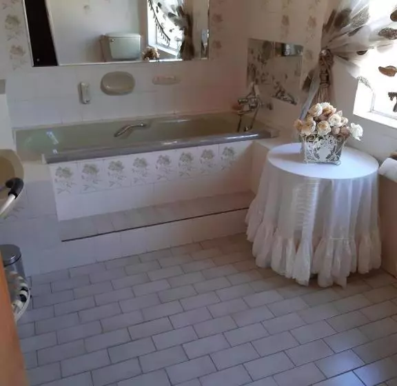 Aamiaismajoitus (B&B) Fochville Guesthouse