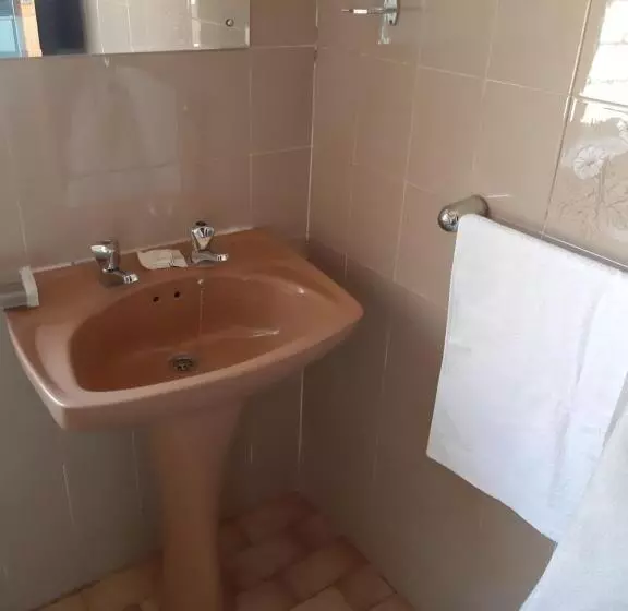 Aamiaismajoitus (B&B) Fochville Guesthouse