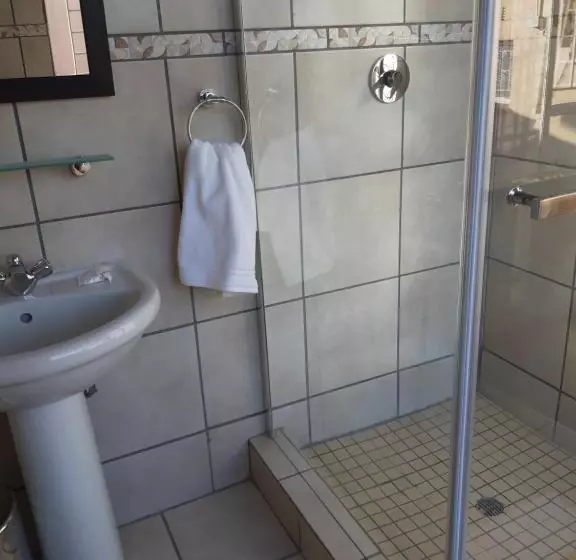 Aamiaismajoitus (B&B) Fochville Guesthouse