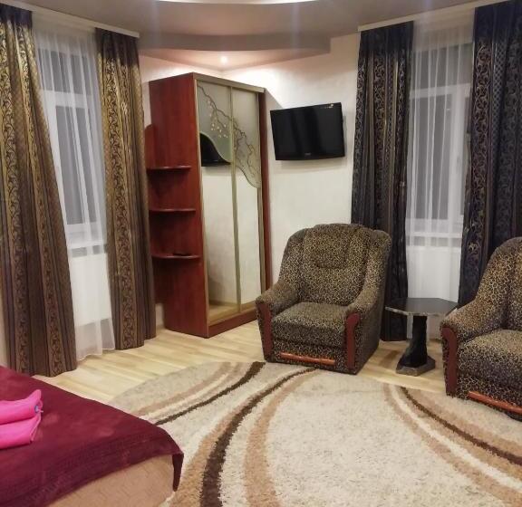 Hôtel панський двір