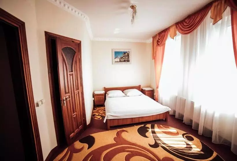 ホテル братіслава тернопіль