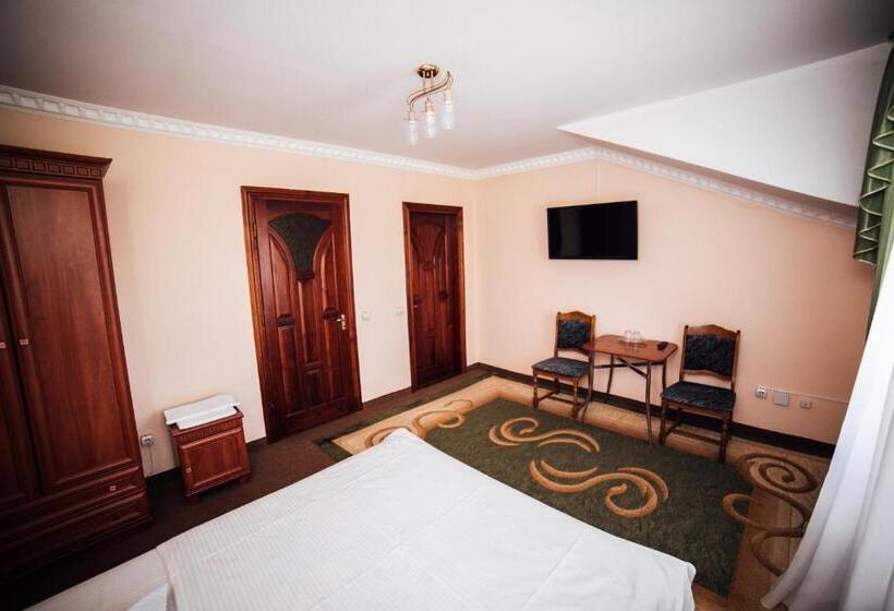 Hotelli братіслава тернопіль