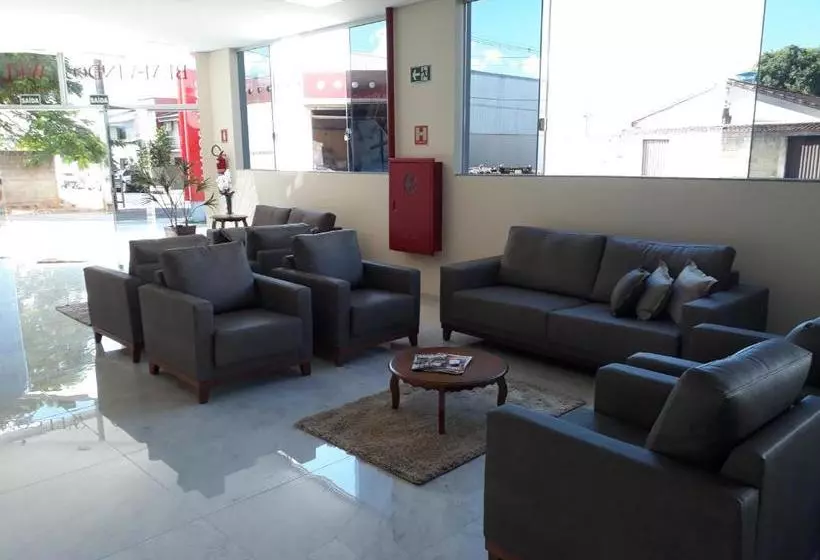 Hotelli Campos Altos Palace