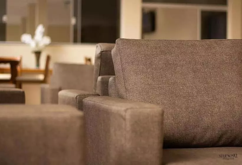 Hotelli Campos Altos Palace