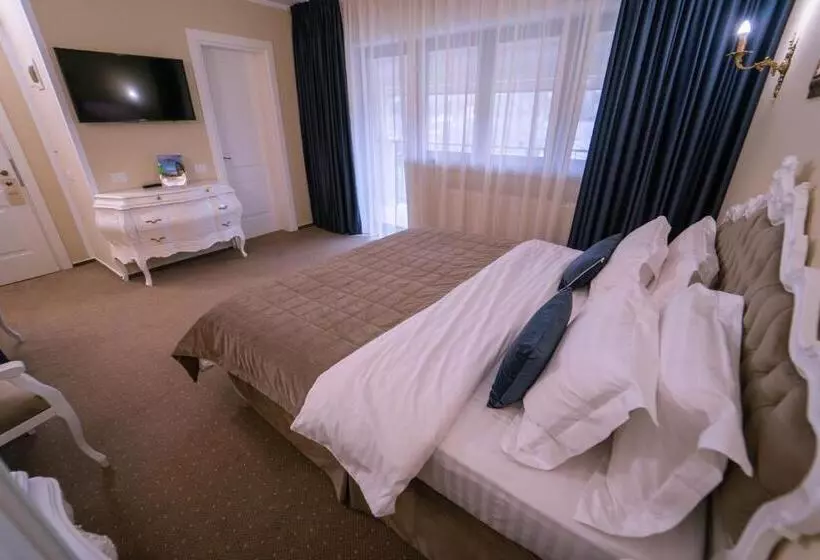 Hotelli Gradinile Romane