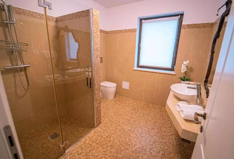 Hotelli Gradinile Romane