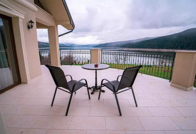 Hotelli Gradinile Romane