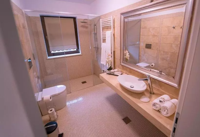 Hotelli Gradinile Romane