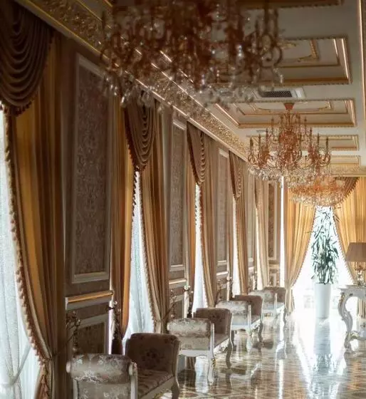 ホテル Grand Aristocrate