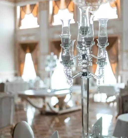 ホテル Grand Aristocrate