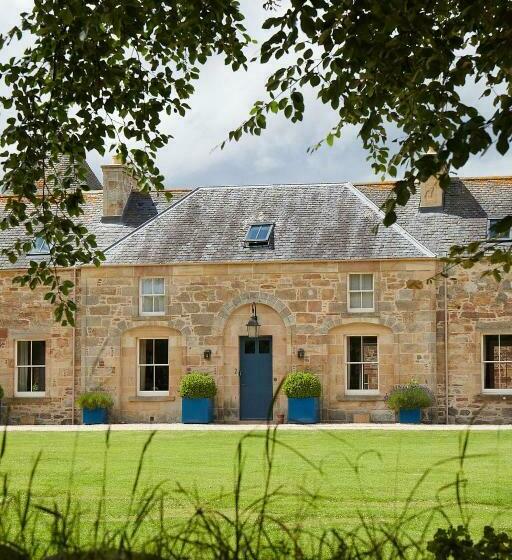 בית מלון כפרי Newhall Mains