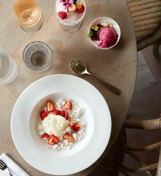 ホテル Newhall Mains