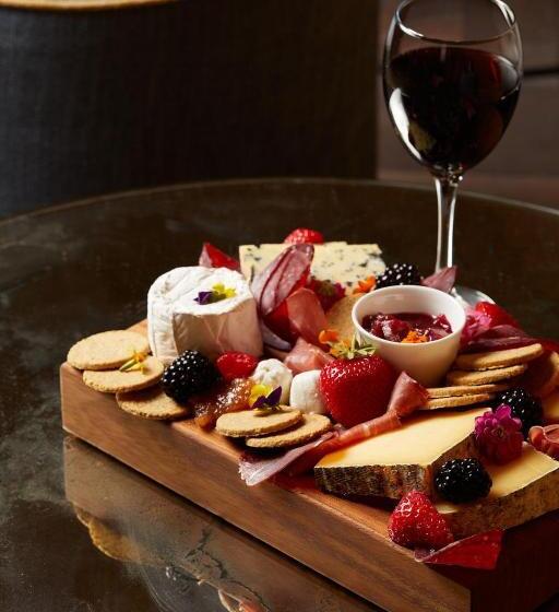 בית מלון כפרי Newhall Mains