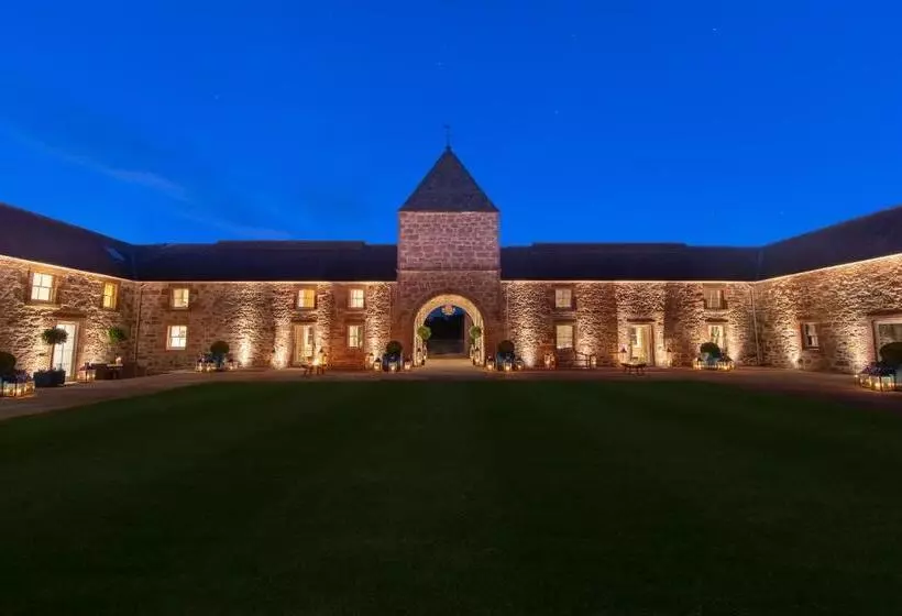 ホテル Newhall Mains