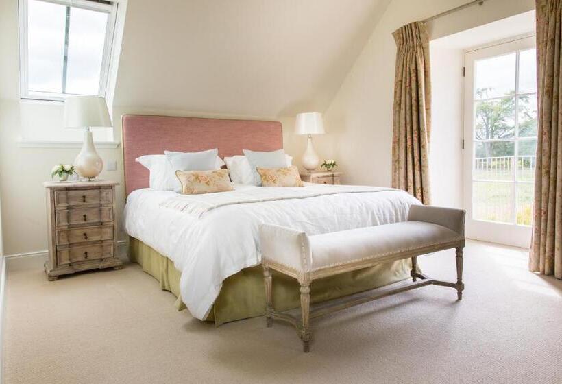 בית מלון כפרי Newhall Mains