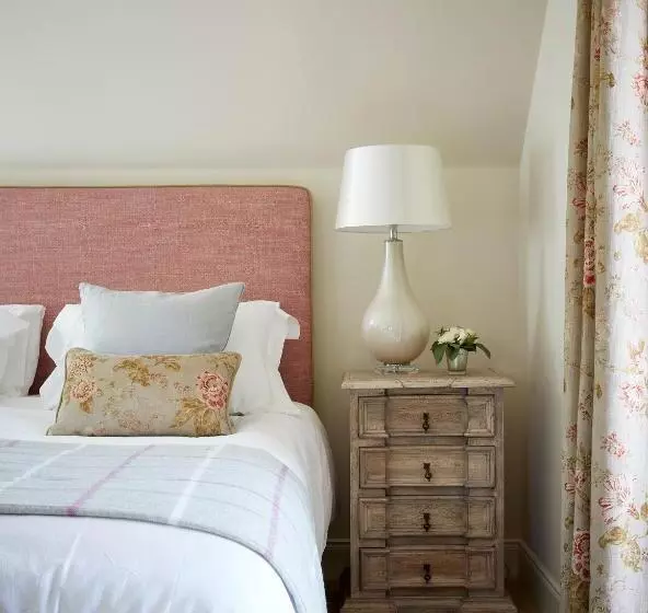 ホテル Newhall Mains