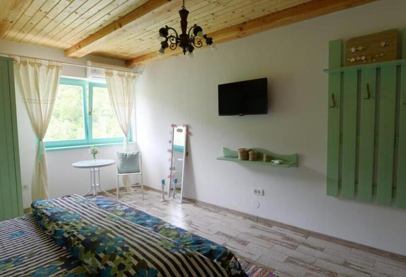 Отель Pensiunea Happy