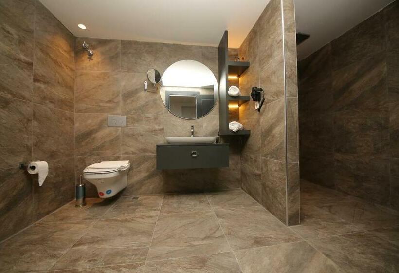 בית מלון כפרי Safran Germi̇a Palas