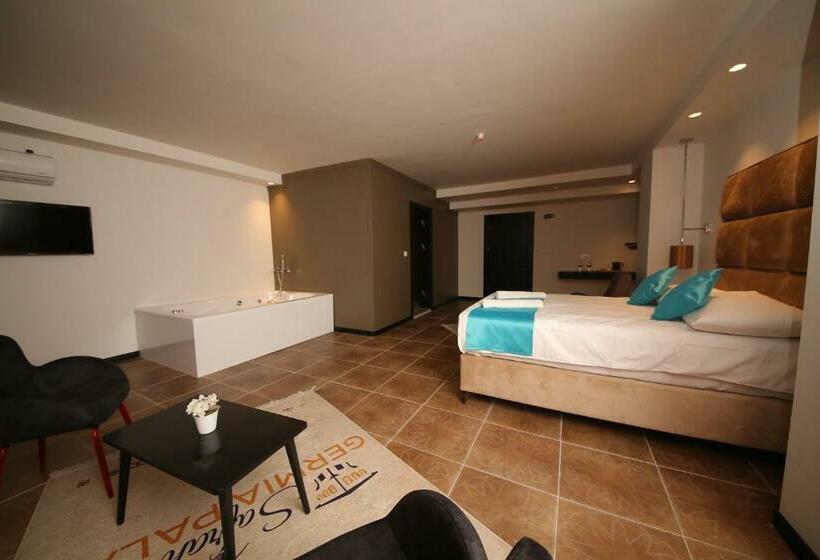 בית מלון כפרי Safran Germi̇a Palas