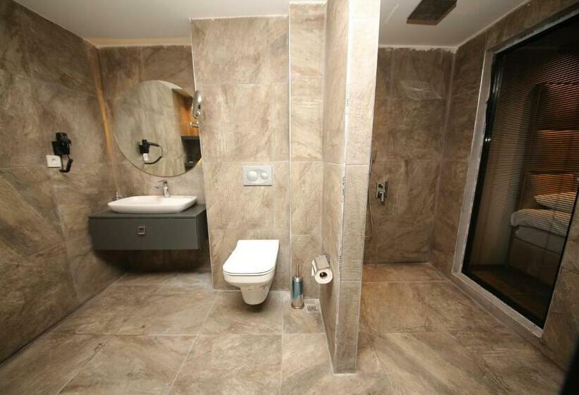 בית מלון כפרי Safran Germi̇a Palas