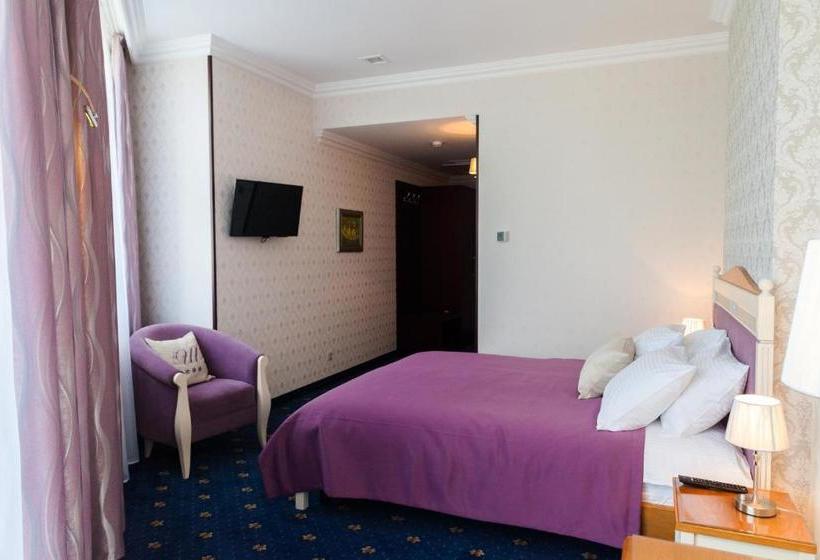 בית מלון כפרי Shato