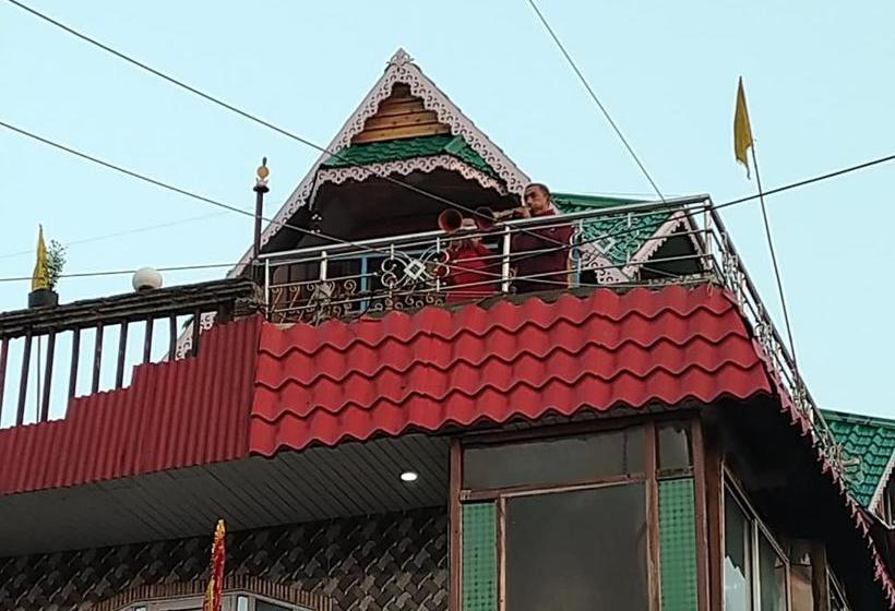 Отель Vamoose Kanchan Kanya