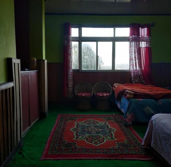 Отель Vamoose Kanchan Kanya