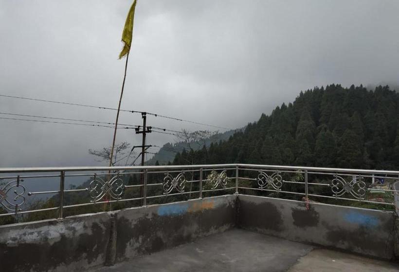 Отель Vamoose Kanchan Kanya