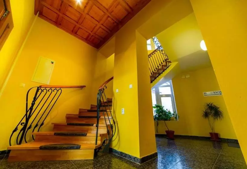 Hotelli Villa Romaine