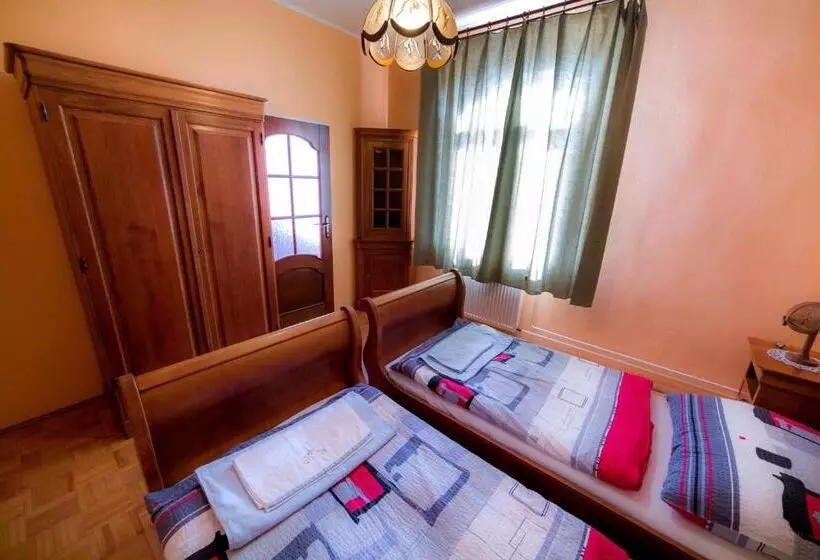 Hotelli Villa Romaine