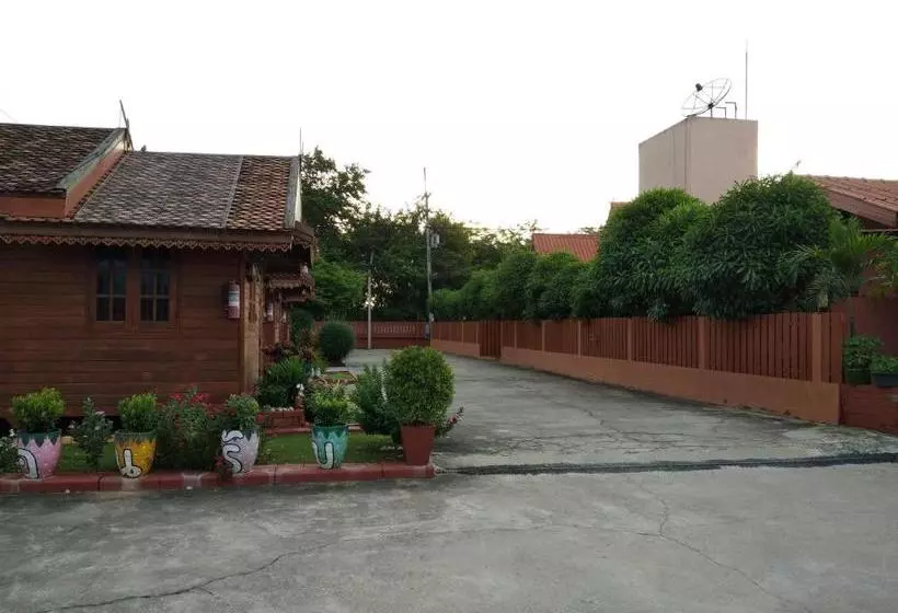 Motelli Wiang Kham Resort